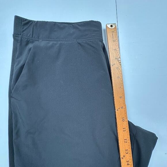 Athleta Pants Womens 16 Black Brooklyn Mid Rise Ankle Comfort Travel Minimalist - Picture 10 of 13